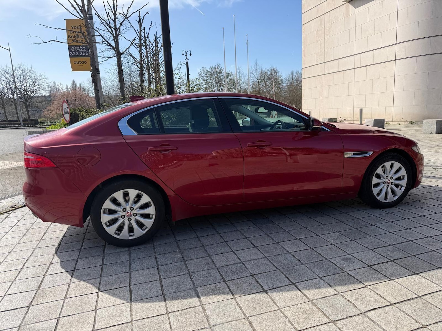Used Jaguar XE 2018 for sale - 77924966: Photo 7