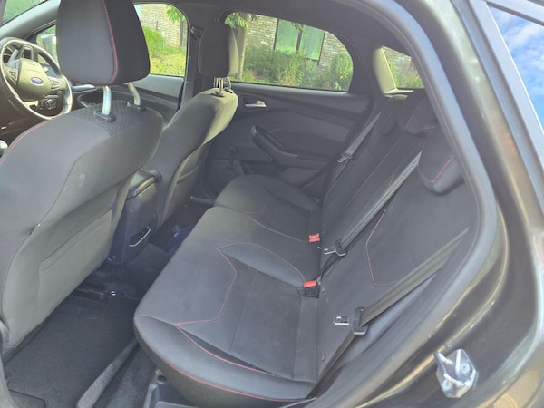 Used Ford Focus 2017 for sale - 76226254: Photo 13