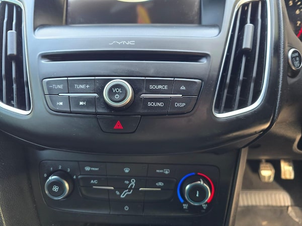 Used Ford Focus 2017 for sale - 76226254: Photo 17