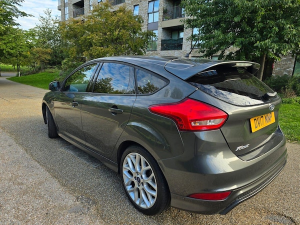 Used Ford Focus 2017 for sale - 76226254: Photo 4