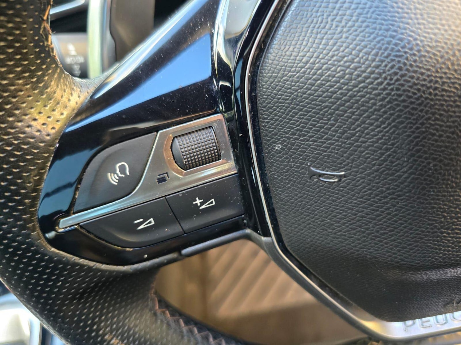 Used Peugeot 3008 2019 for sale - 76988774: Photo 18