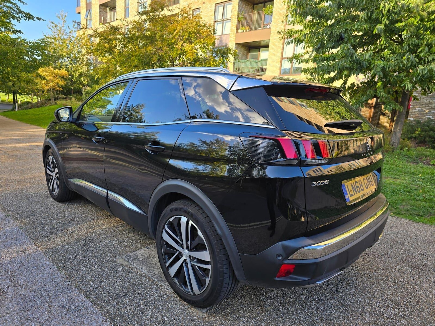 Used Peugeot 3008 2019 for sale - 76988774: Photo 4