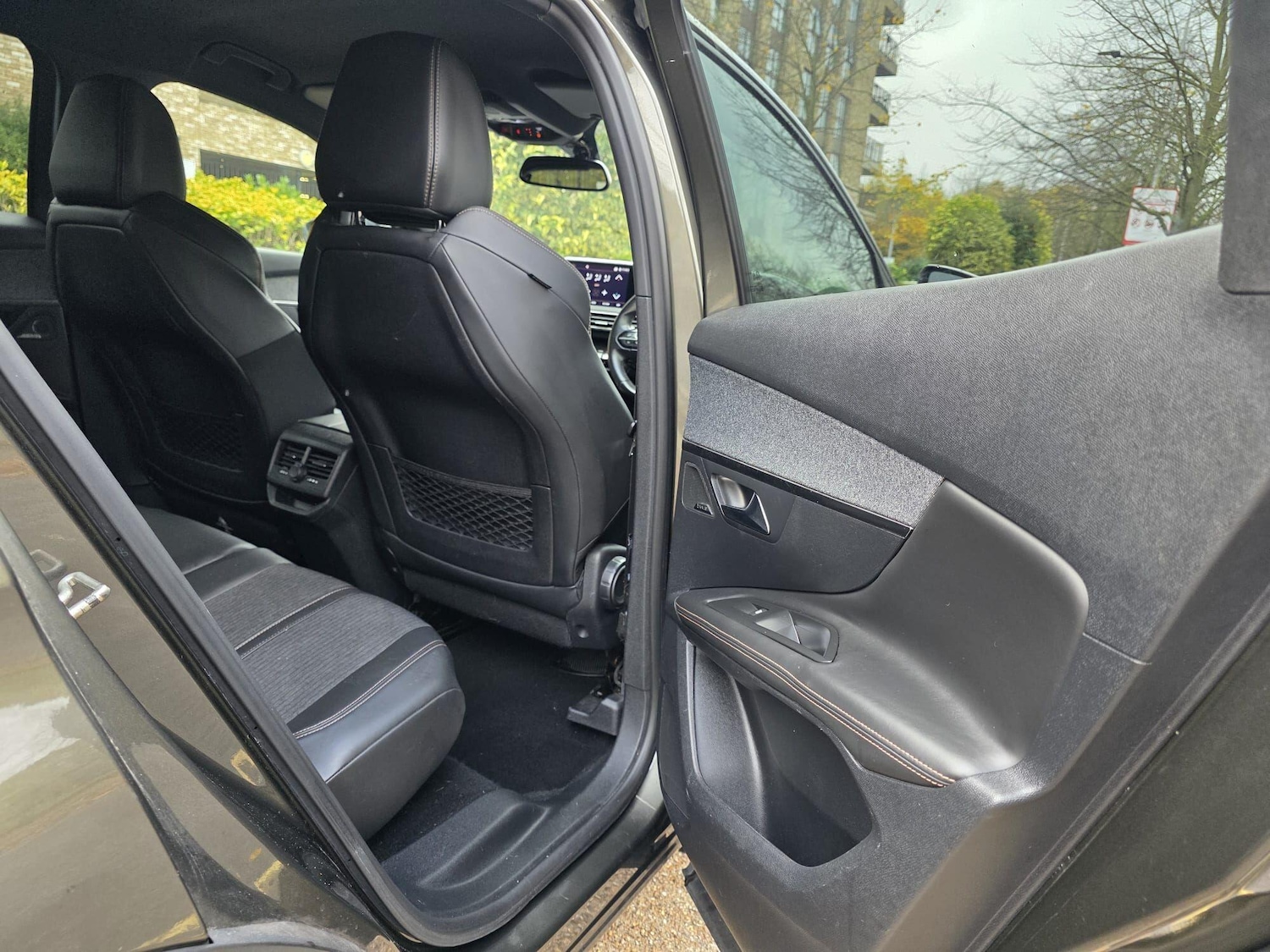 Used Peugeot 3008 2018 for sale - 76549738: Photo 18