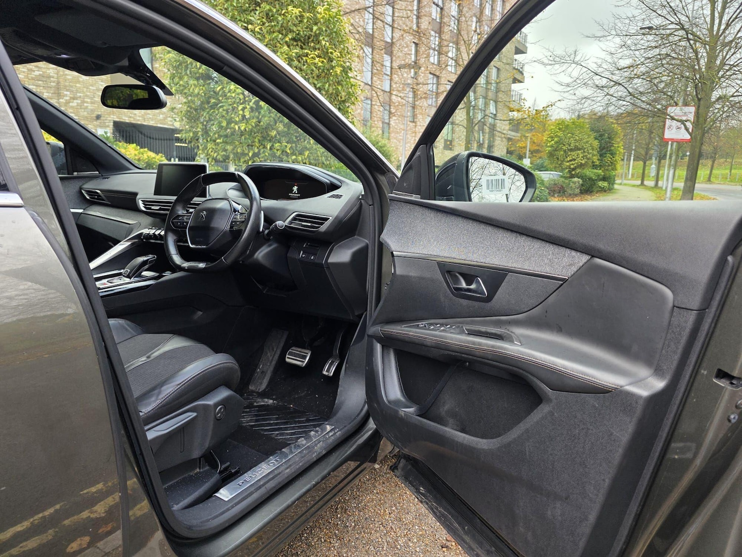 Used Peugeot 3008 2018 for sale - 76549738: Photo 21