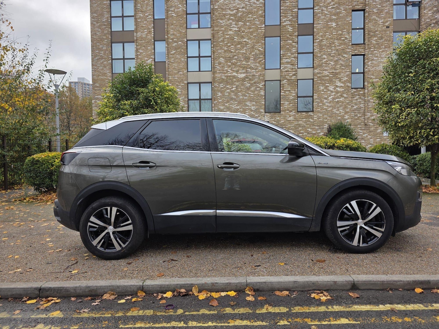 Used Peugeot 3008 2018 for sale - 76549738: Photo 7