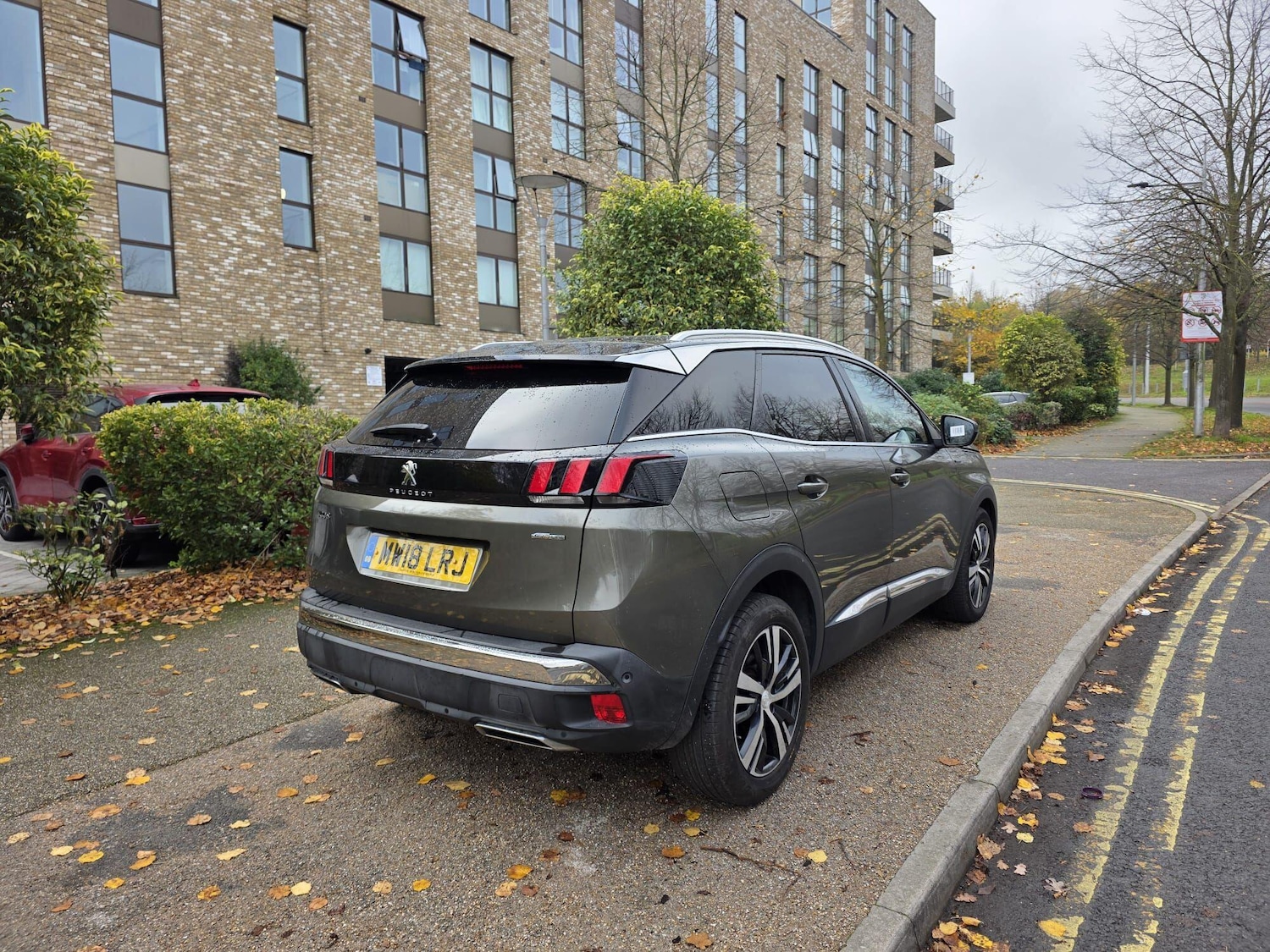 Used Peugeot 3008 2018 for sale - 76549738: Photo 8