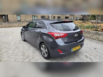 Used Hyundai i30 2015 for sale - 79821128: Photo