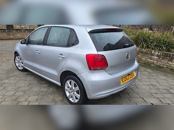 Used Volkswagen Polo 2013 for sale - 77455864: Photo