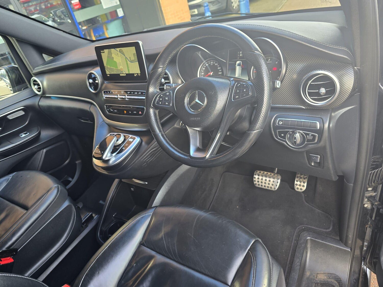 Used Mercedes-Benz V-Class for sale - 77695886: Photo 10