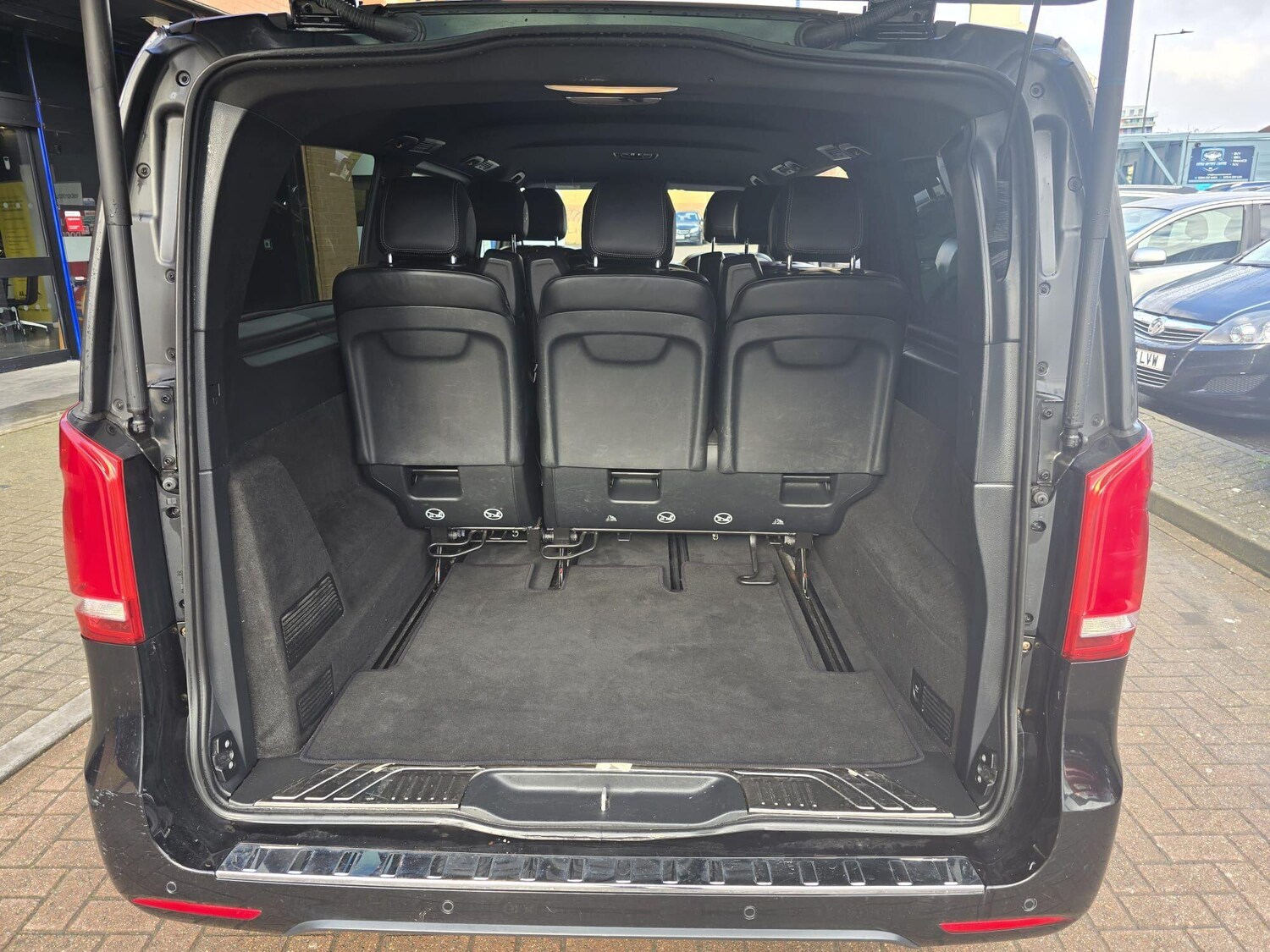 Used Mercedes-Benz V-Class for sale - 77695886: Photo 27