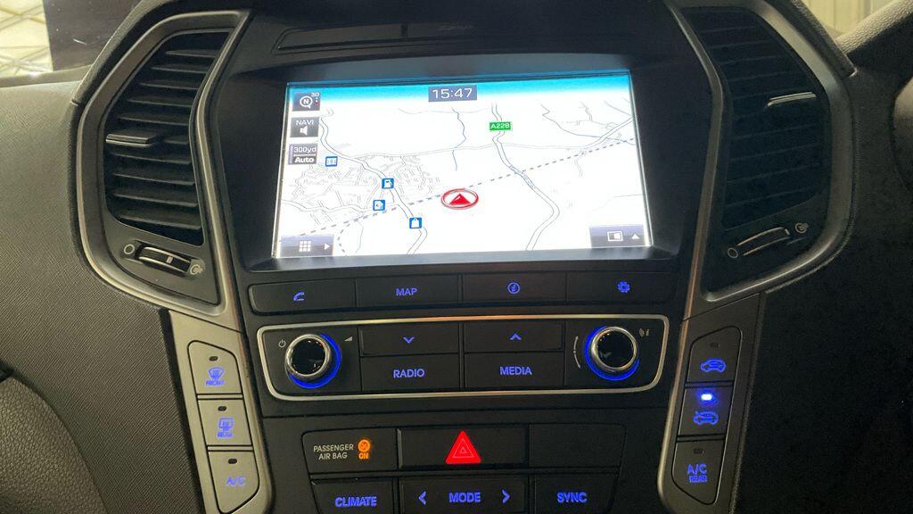 Used Hyundai Santa Fe 2015 for sale - 78047956: Photo 11