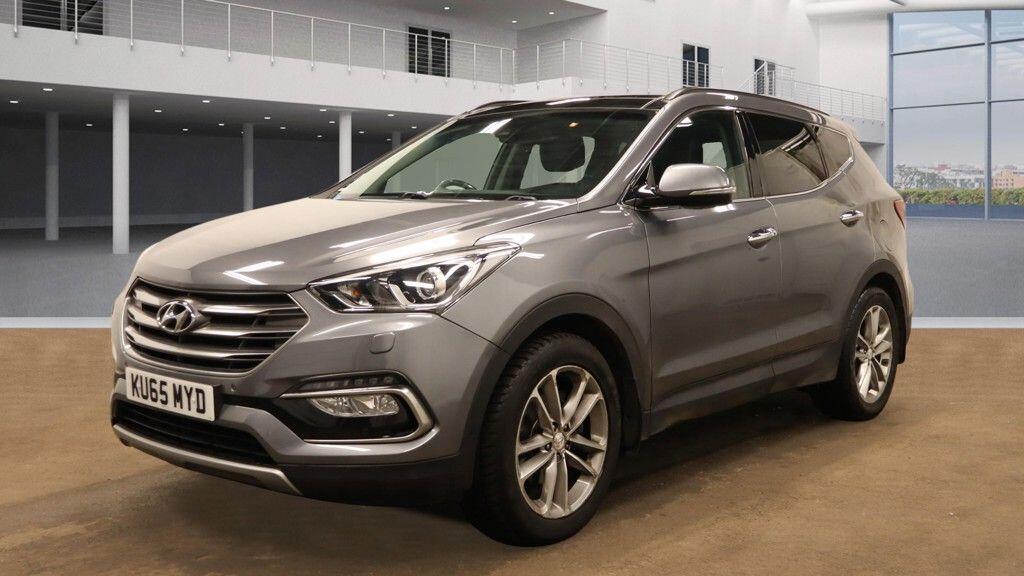 Used Hyundai Santa Fe 2015 for sale - 78047956: Photo 2