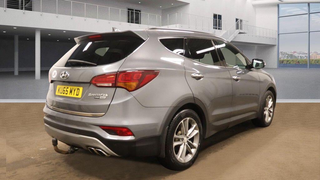 Used Hyundai Santa Fe 2015 for sale - 78047956: Photo 4