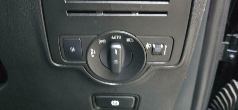 Used Mercedes-Benz Vito 2016 for sale - 76765719: Photo 11