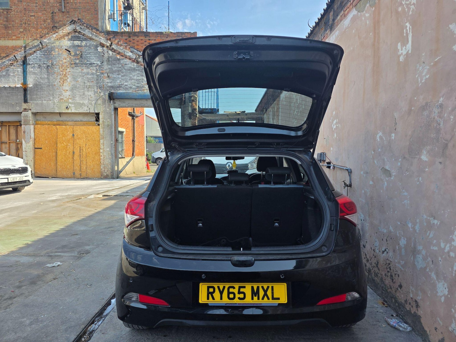 Vehicle 28