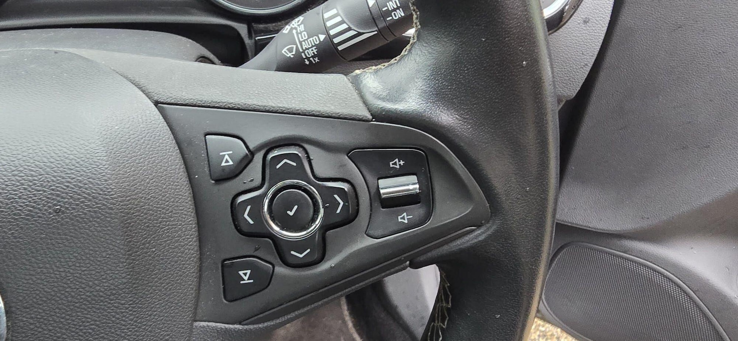 Used Vauxhall Astra 2017 for sale - 77633440: Photo 15