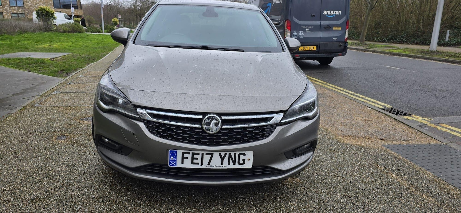 Used Vauxhall Astra 2017 for sale - 77633440: Photo 2