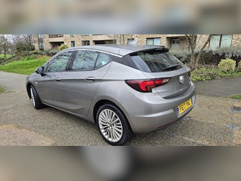 Used Vauxhall Astra 2017 for sale - 77633440: Photo