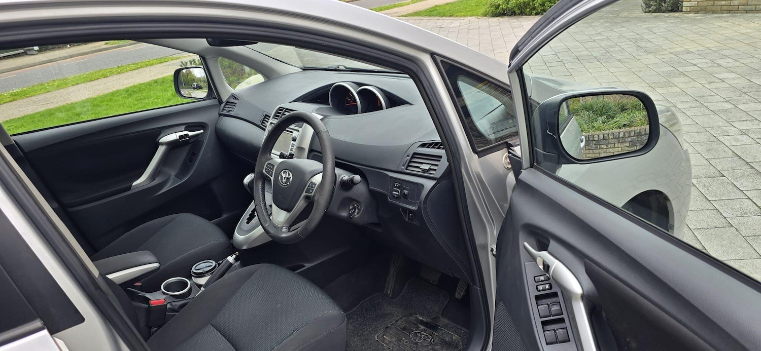 Used Toyota Verso for sale - 78136226: Photo 12