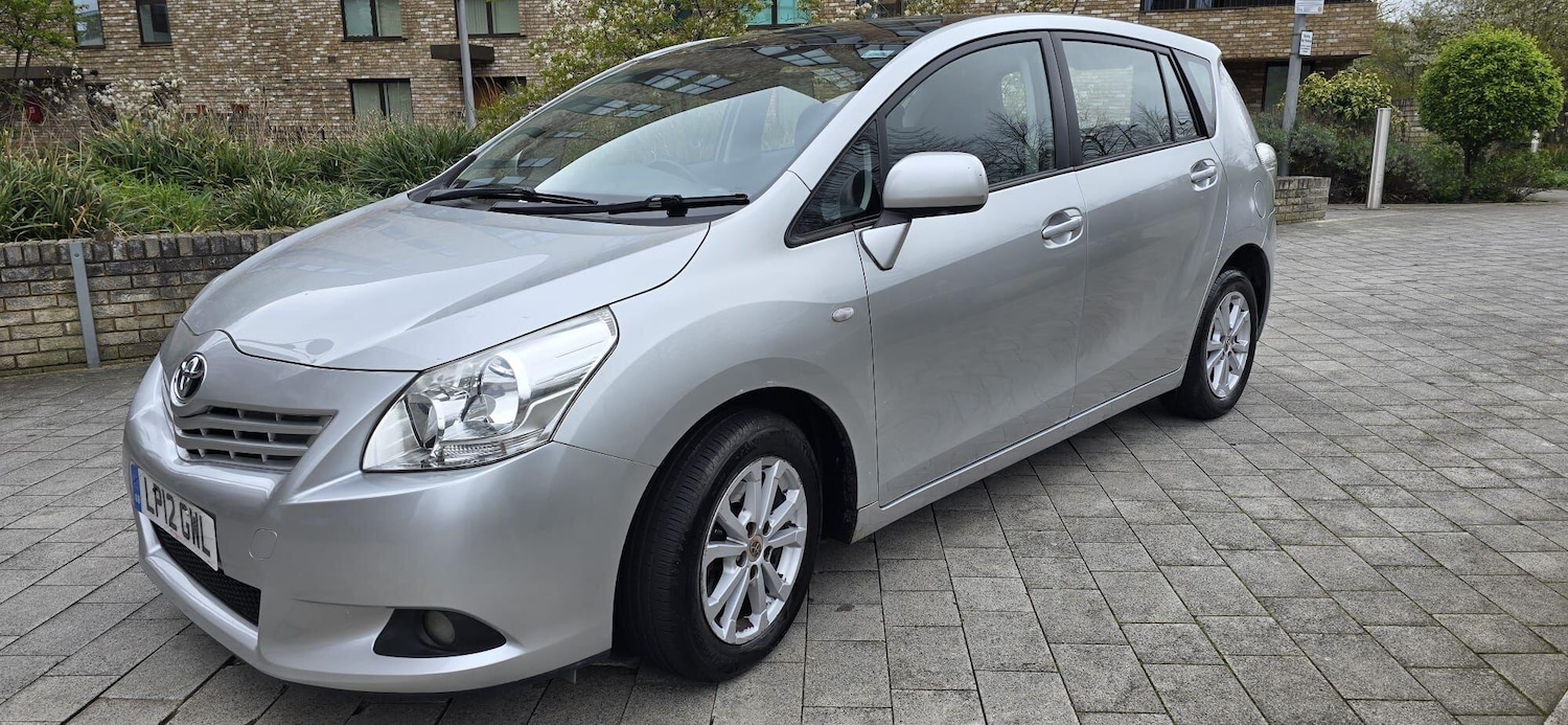 Used Toyota Verso for sale - 78136226: Photo 3