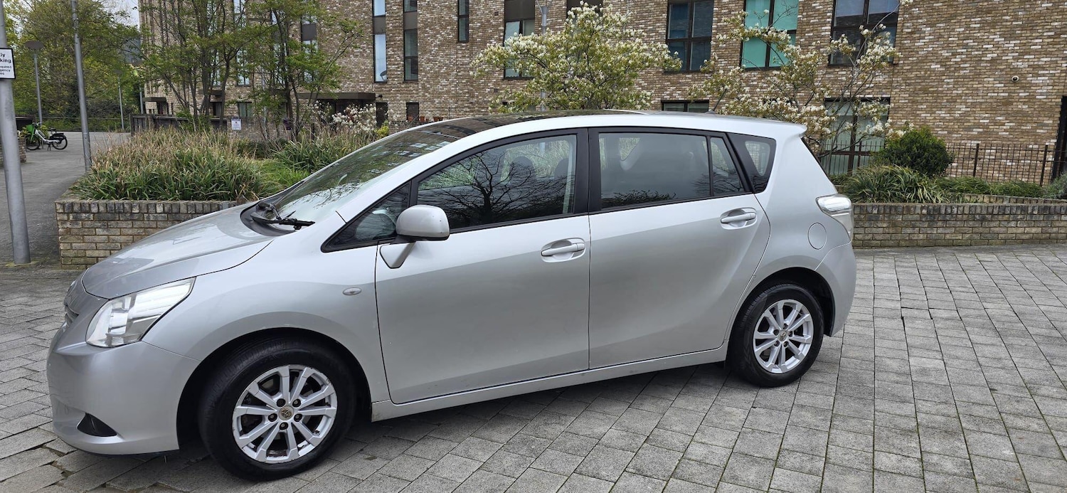 Used Toyota Verso for sale - 78136226: Photo 4