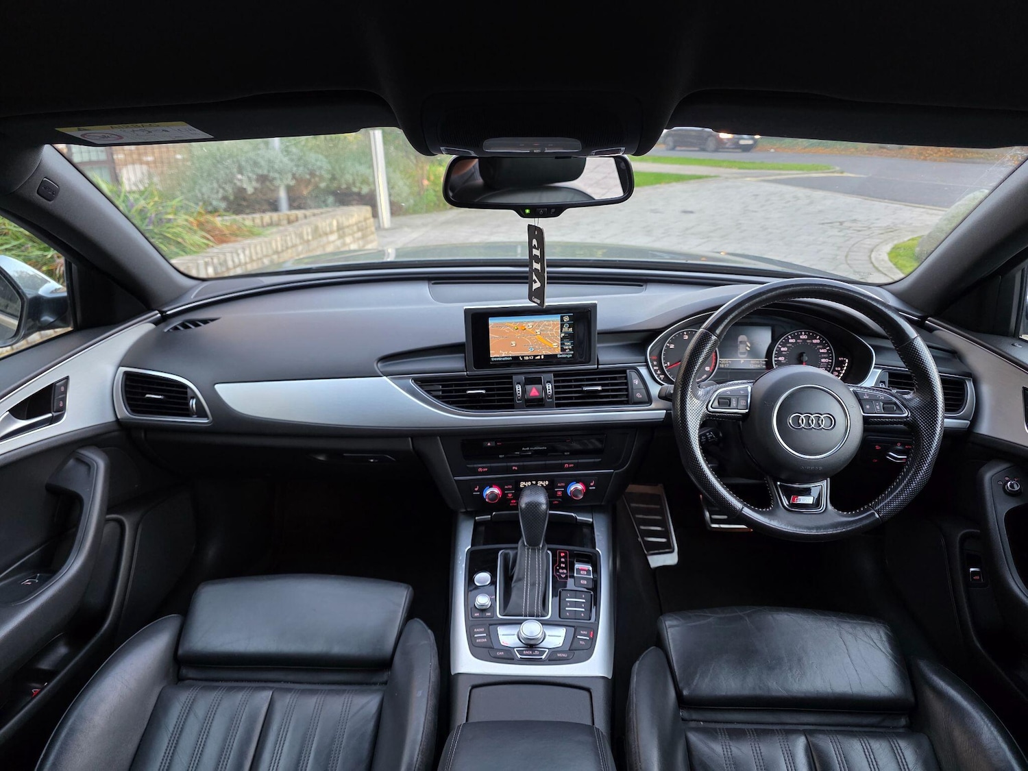 Used Audi A6 Saloon 2015 for sale - 76227452: Photo 12