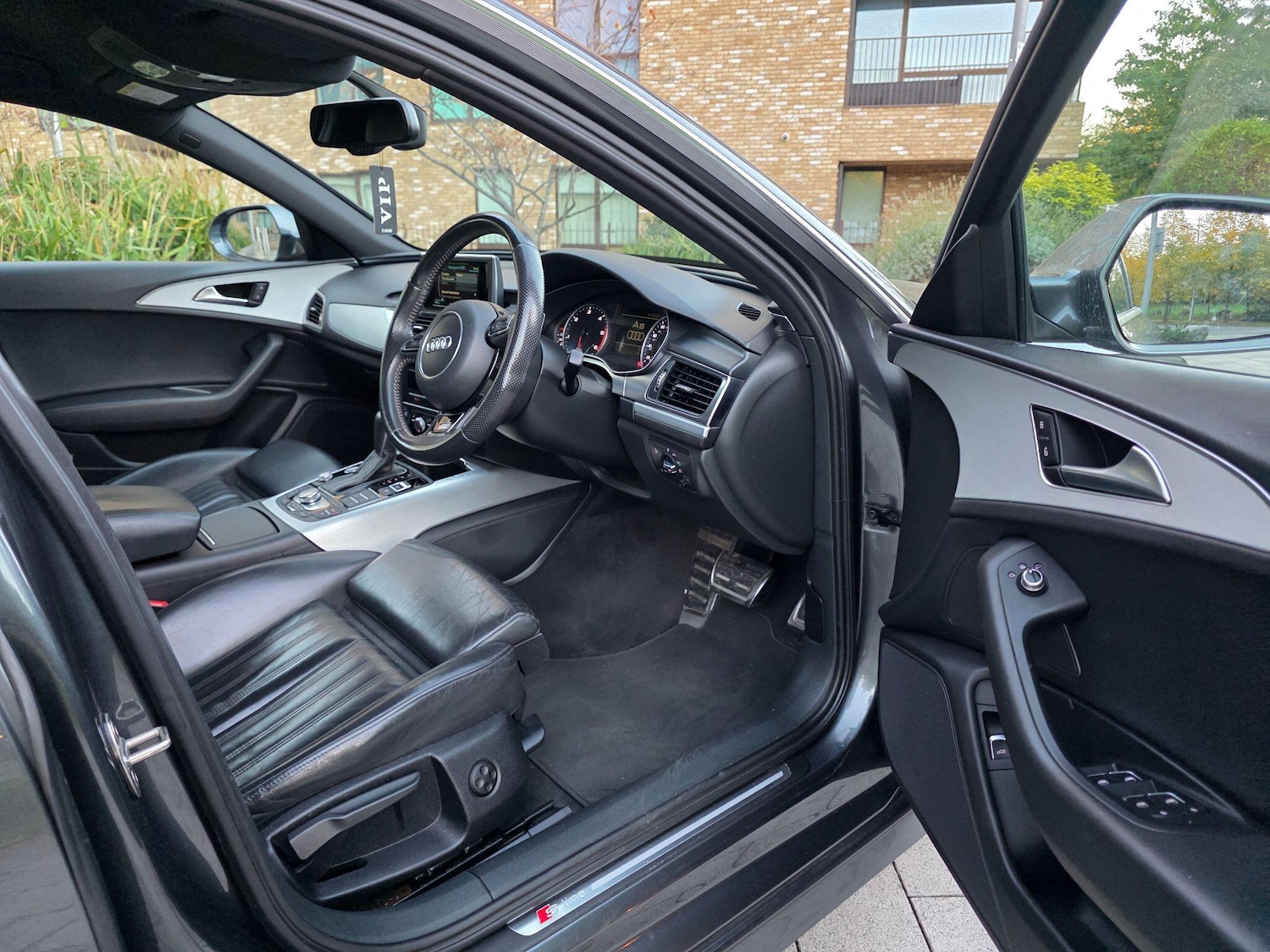 Used Audi A6 Saloon 2015 for sale - 76227452: Photo 13