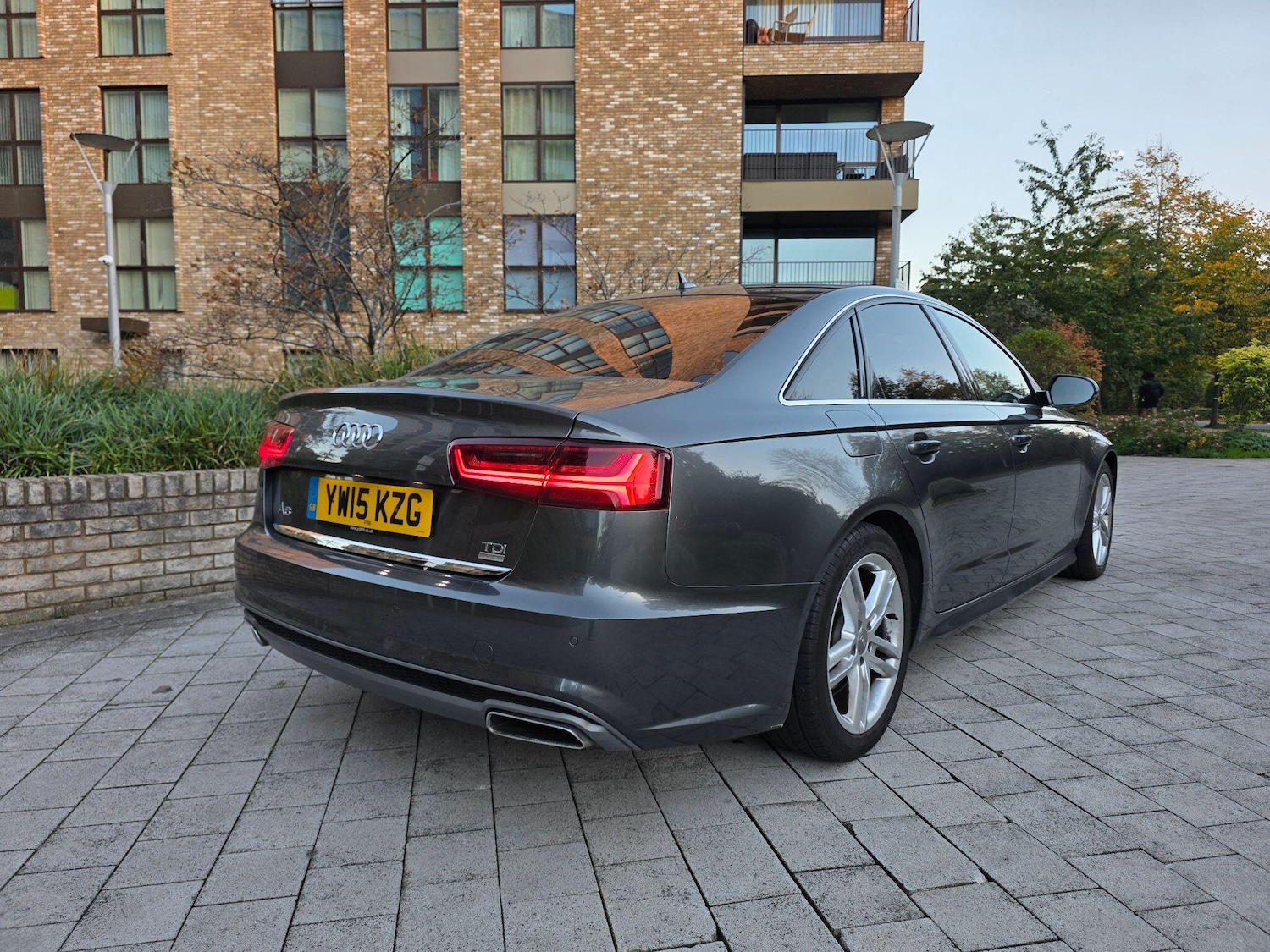 Used Audi A6 Saloon 2015 for sale - 76227452: Photo 9