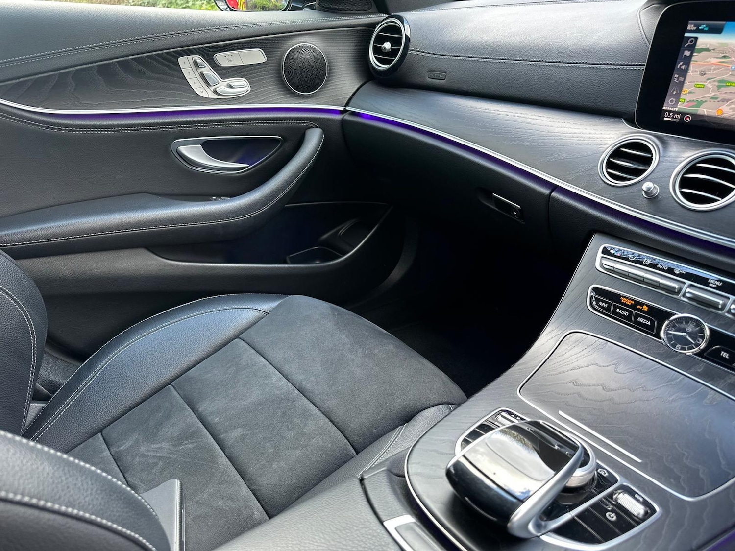 Used Mercedes-Benz E Class 2019 for sale - 76990973: Photo 10