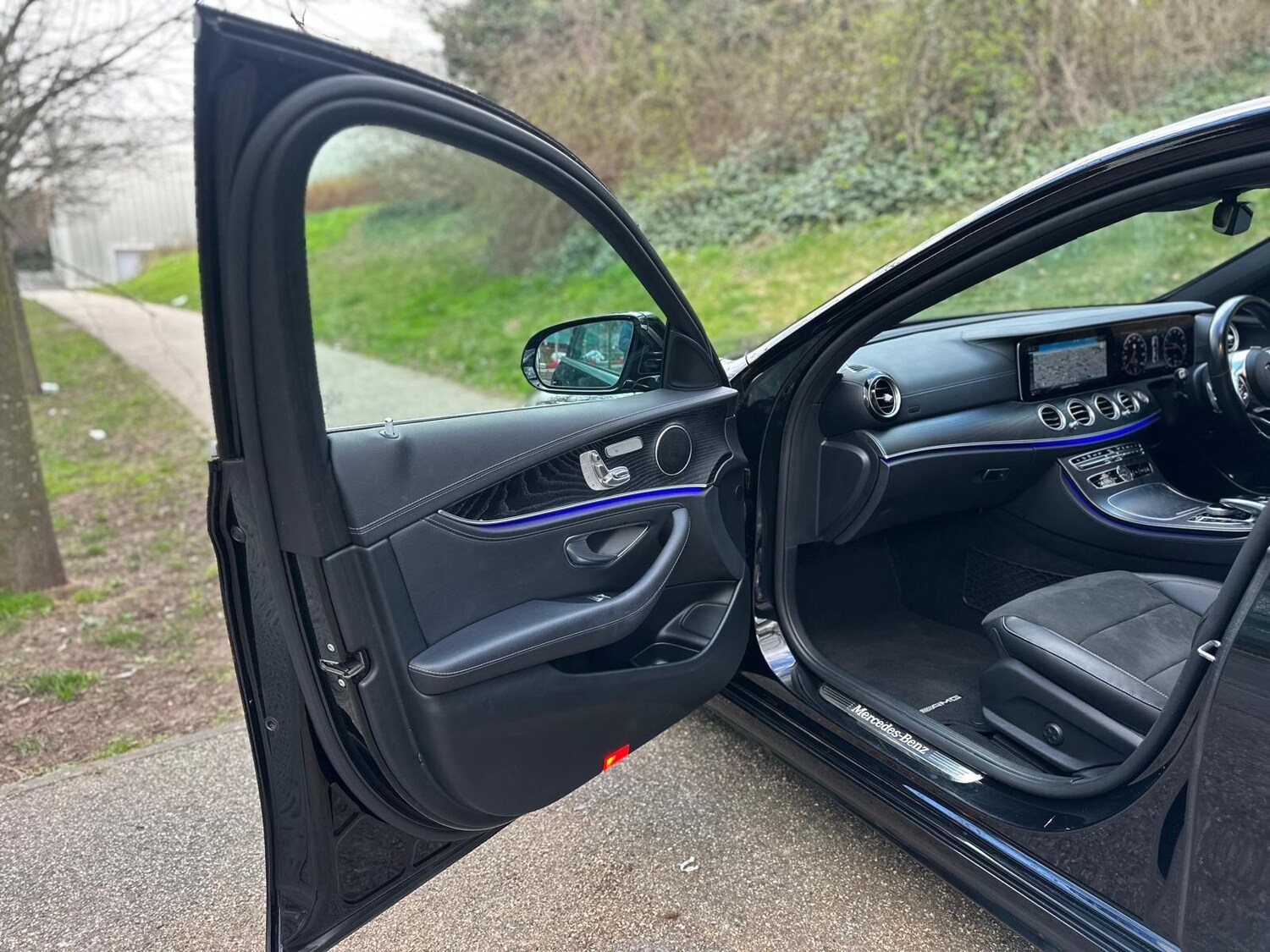 Used Mercedes-Benz E Class 2019 for sale - 76990973: Photo 41