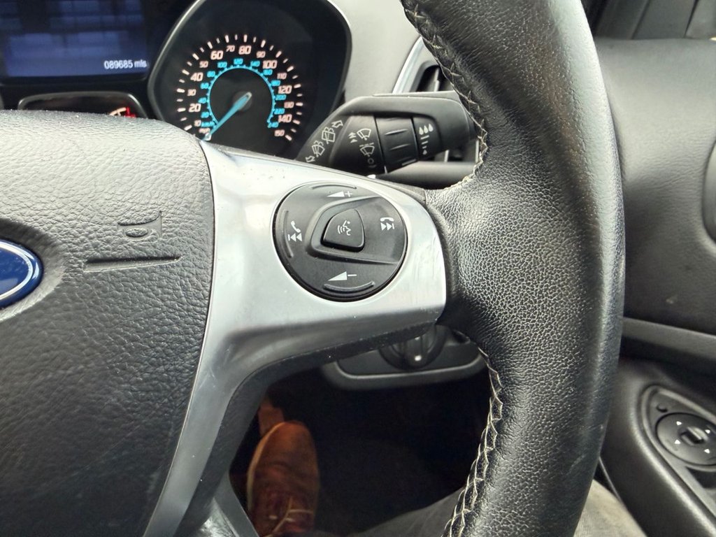 Used Ford Kuga 2015 for sale - 77394357: Photo 14