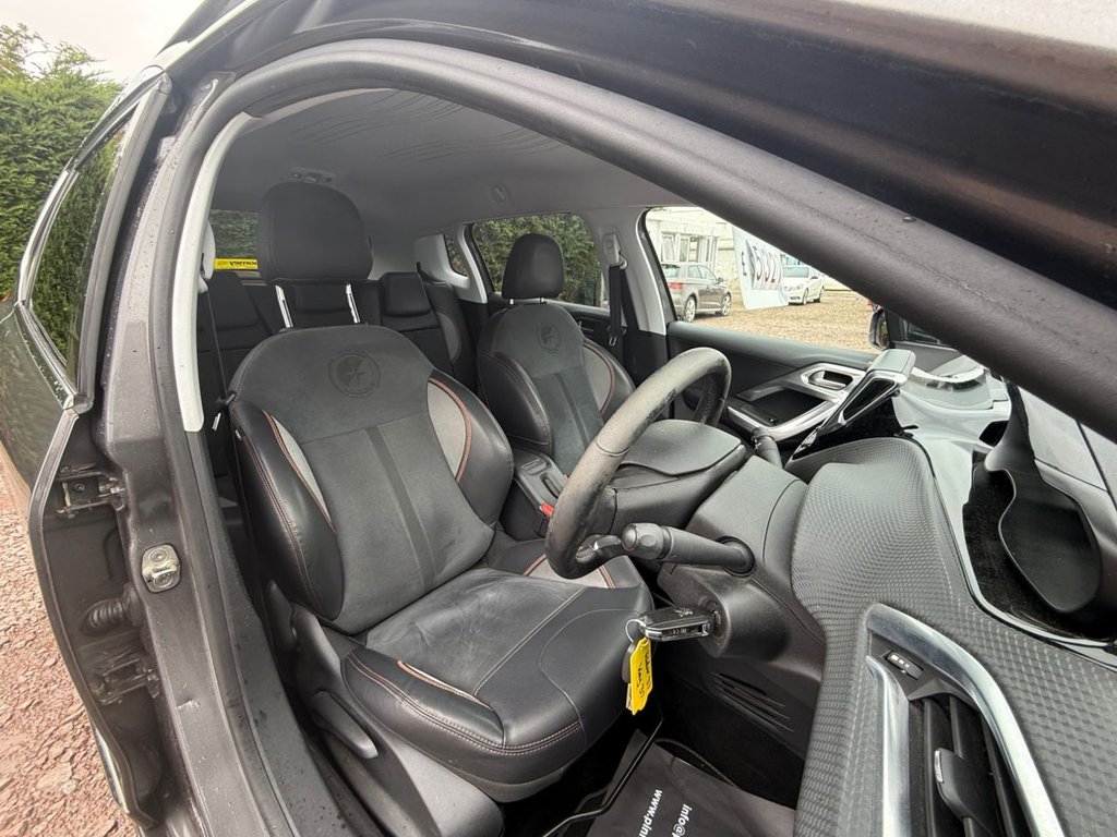 Used Peugeot 2008 2015 for sale - 76469995: Photo 14