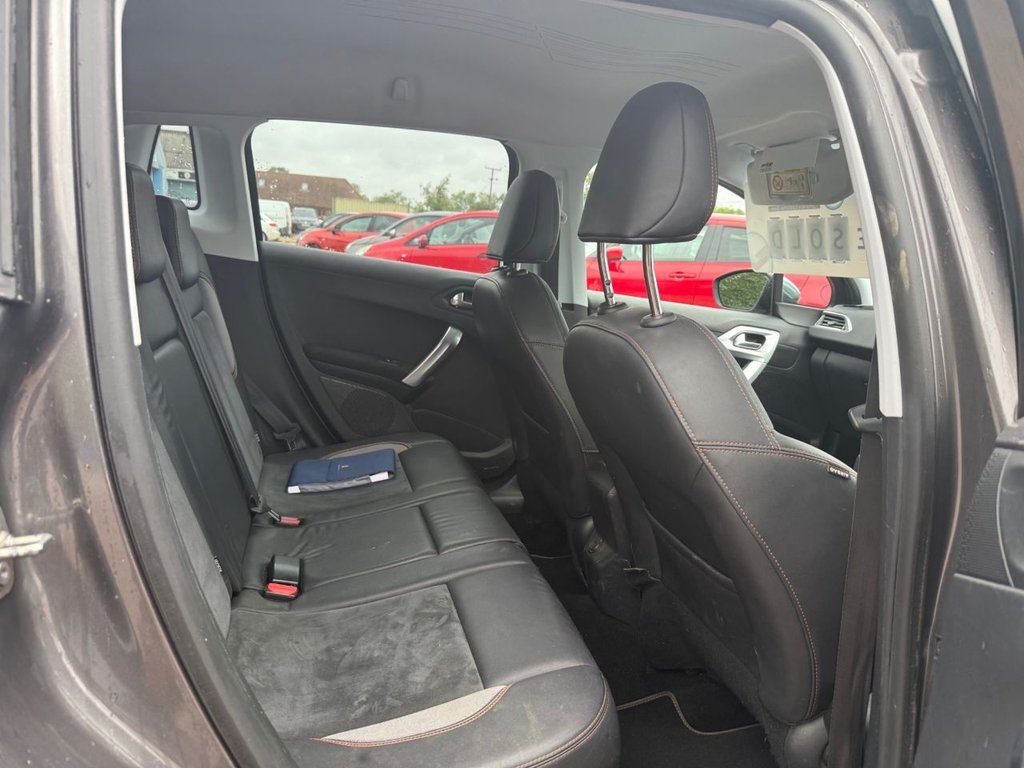 Used Peugeot 2008 2015 for sale - 76469995: Photo 17