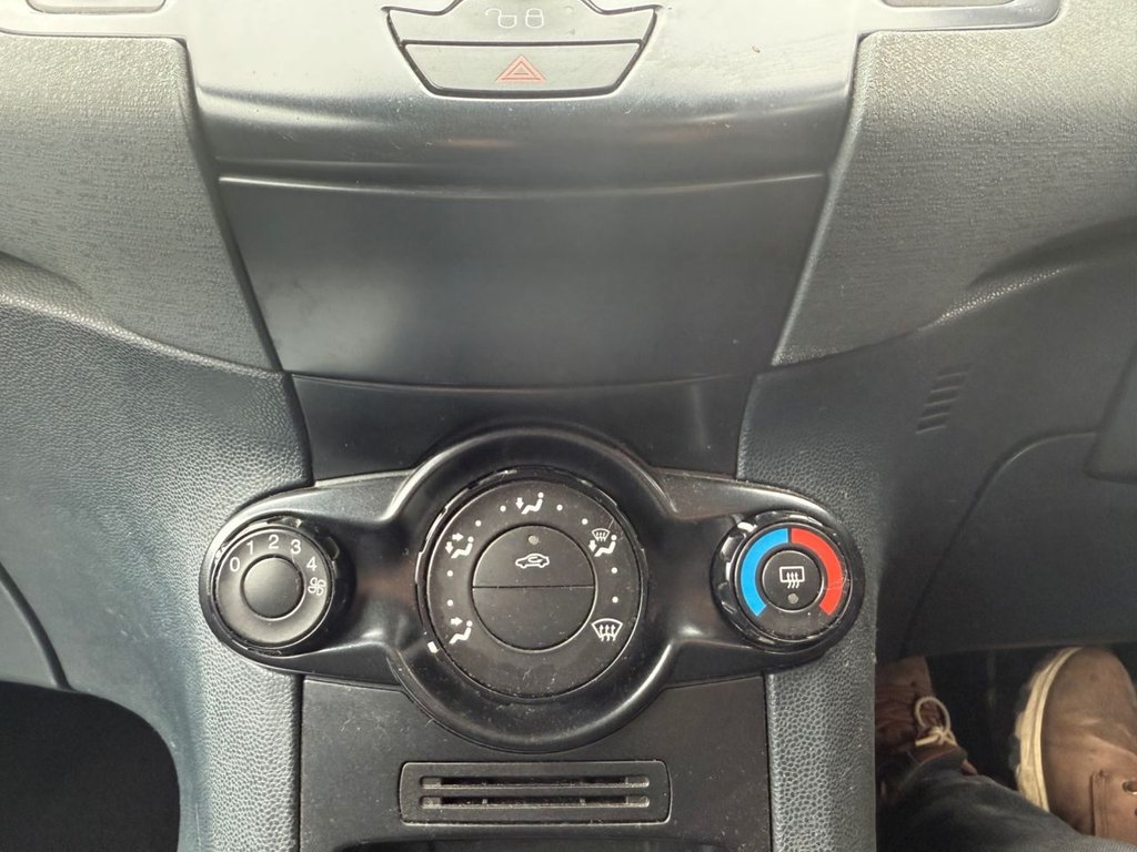 Used Ford Fiesta 2009 for sale - 77483416: Photo 20