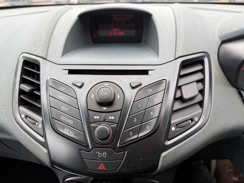 Used Ford Fiesta 2009 for sale - 77483416: Photo 21