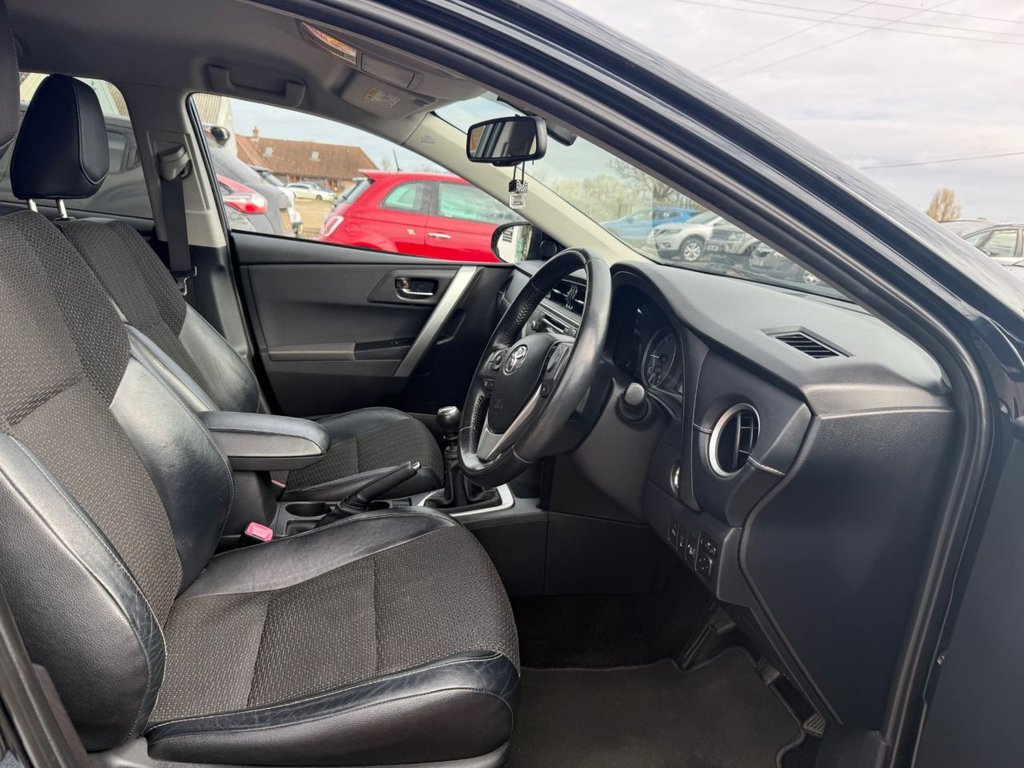 Used Toyota Auris 2013 for sale - 78134531: Photo 11