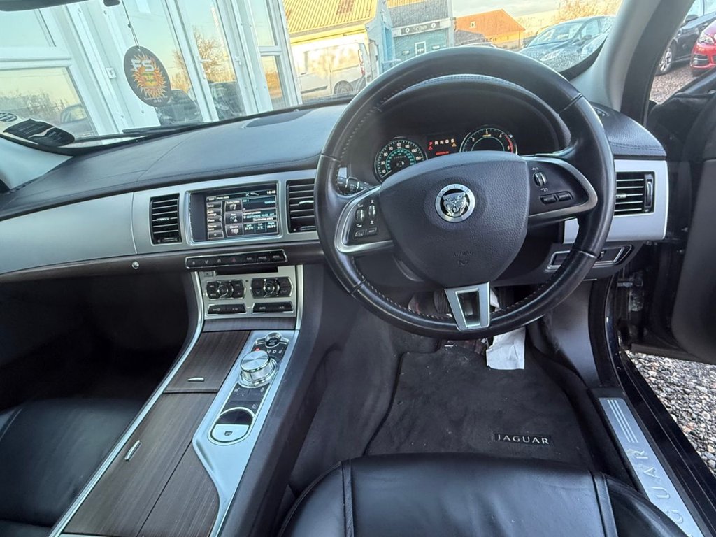 Used Jaguar XF 2011 for sale - 76686173: Photo 16