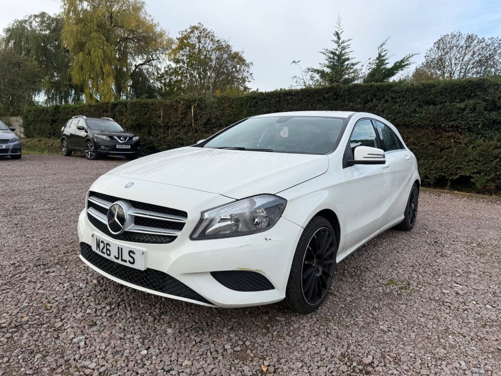 Used Mercedes-Benz A-Class 2015 for sale - 76469705: Photo 2