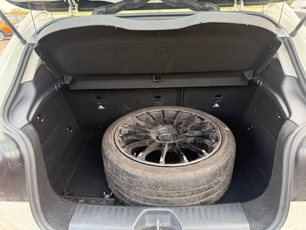 Used Mercedes-Benz A-Class 2015 for sale - 76469705: Photo 20