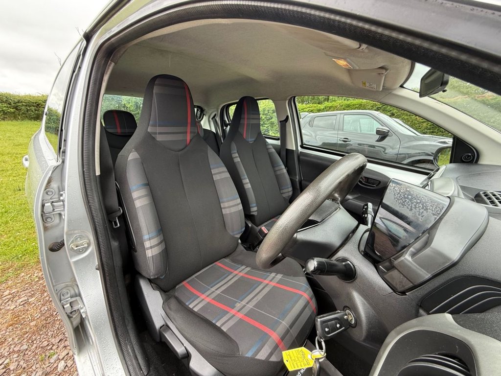 Used Peugeot 108 2015 for sale - 76469963: Photo 11