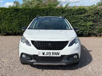 Used Peugeot 2008 2019 for sale - 76469822: Photo