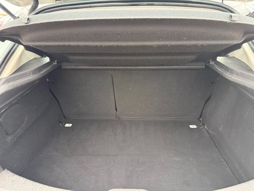 Used Renault Megane 2015 for sale - 77976638: Photo 15