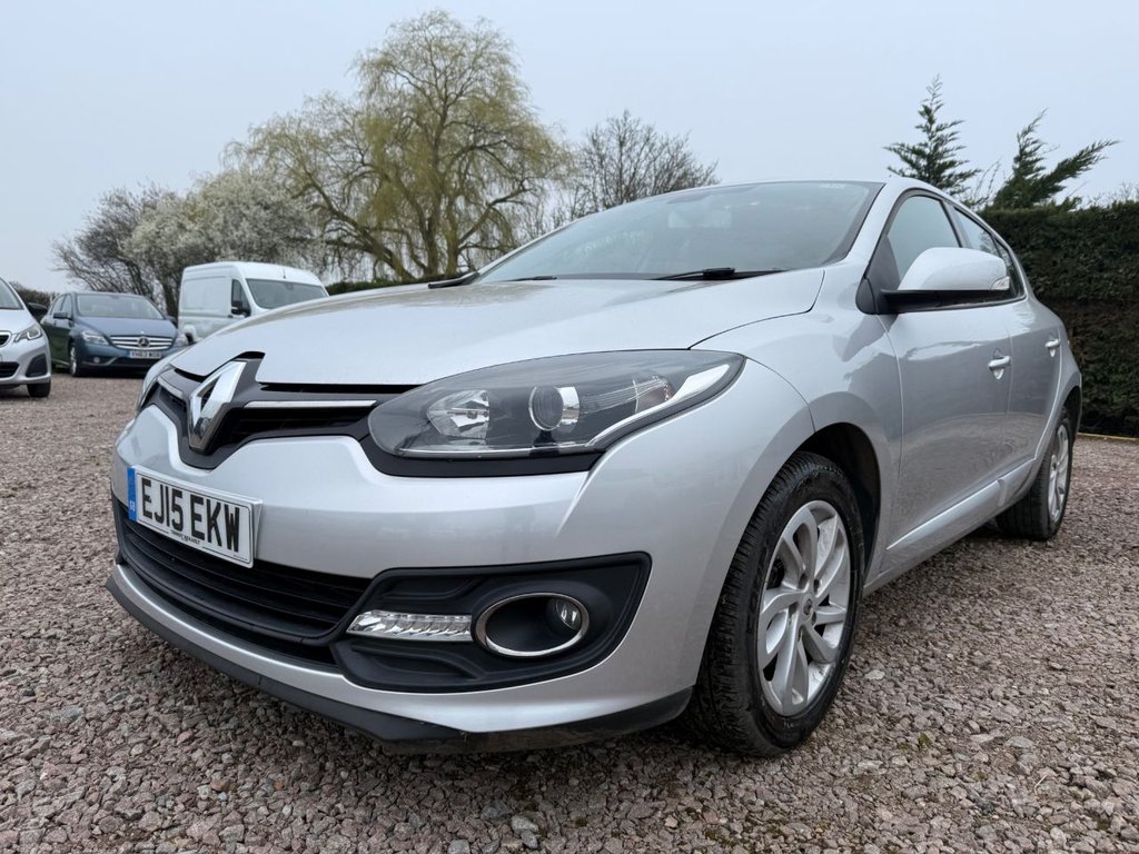 Used Renault Megane 2015 for sale - 77976638: Photo 4
