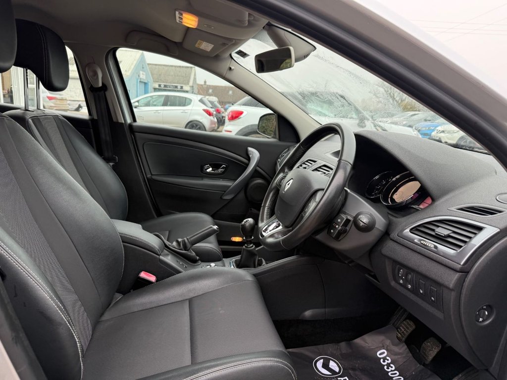 Used Renault Megane 2015 for sale - 77976638: Photo 9