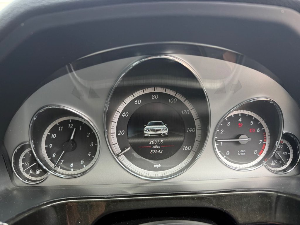 Used Mercedes-Benz E Class 2012 for sale - 76686034: Photo 20
