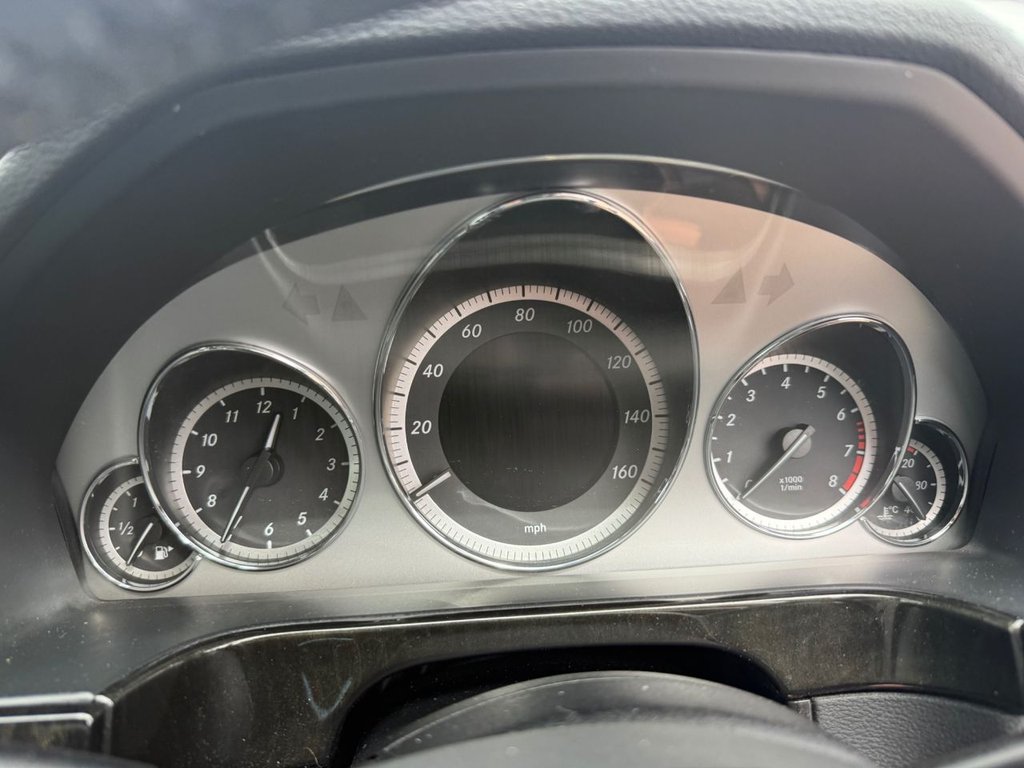 Used Mercedes-Benz E Class 2012 for sale - 76686034: Photo 21