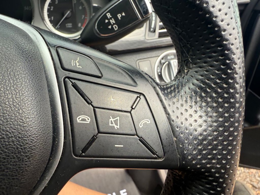 Used Mercedes-Benz E Class 2012 for sale - 76686034: Photo 22