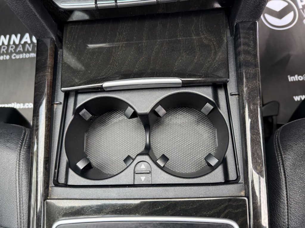 Used Mercedes-Benz E Class 2012 for sale - 76686034: Photo 24