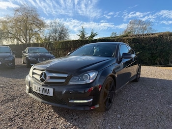 Used Mercedes-Benz C Class 2014 for sale - 76841122: Photo