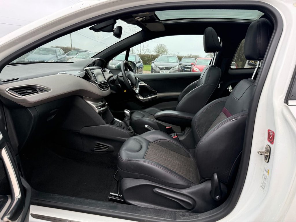 Used Peugeot 208 2014 for sale - 77547453: Photo 11